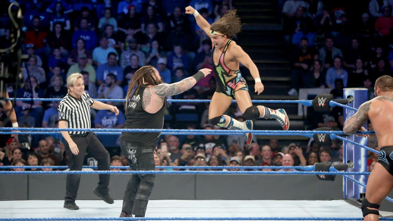 Illustration for article titled SmackDown Live keeps rolling by knowing all its characters’ particular strengths